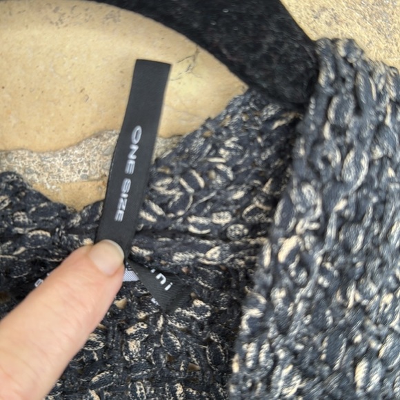 Sarah Pacini Knit Sleeveless Sweater - Picture 3 of 5